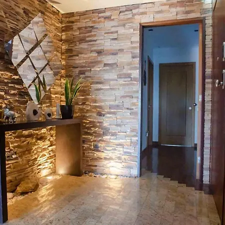Charming Apartment *